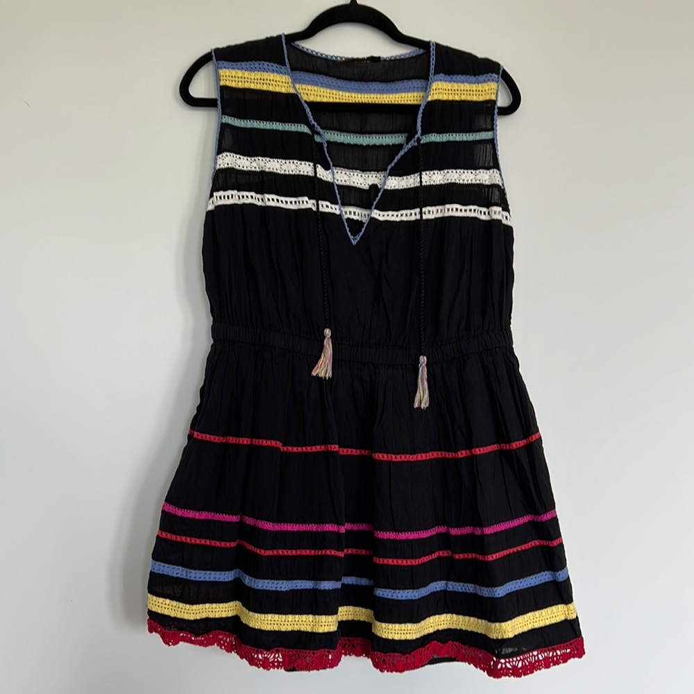 Carolina k women’s large mini dress. Black and multicolored detail.Elastic waist